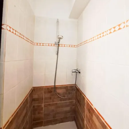 Le Petit - Hyper Centre Ville, 2 Min De La Et Des Commerces * Royan