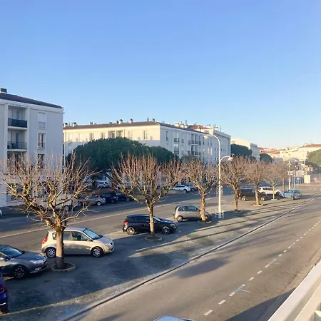 Le Petit - Hyper Centre Ville, 2 Min De La Et Des Commerces Daire