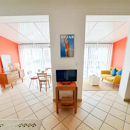 Daire Le Petit - Hyper Centre Ville, 2 Min De La Et Des Commerces Royan